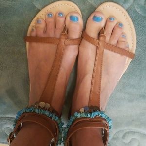 My feet are to skinny.